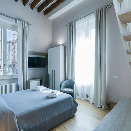V-rooms All'angolo Del Duomo Bed & Breakfast *